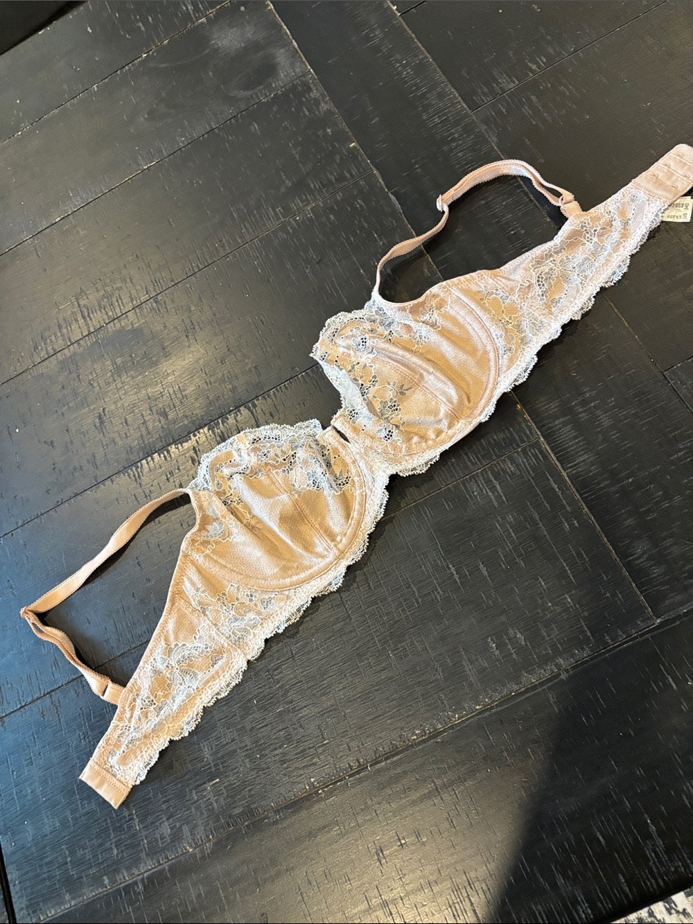 Wacoal Beige Lace Underwire Bra 34D